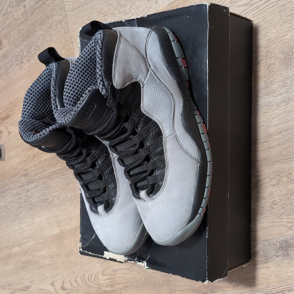 Jordan 10 2013 Wolf Gray/Infrared Size 8
